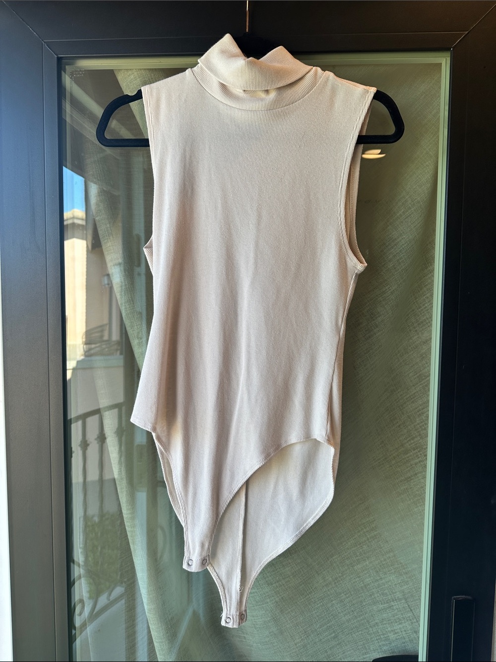 Forever 21 Sleeveless Mock Neck Bodysuit in Cream
